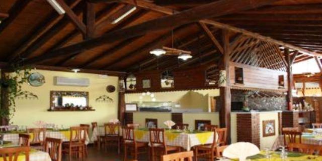 Agriturismo Ghiritina Франкавиля ди Сицилия Екстериор снимка