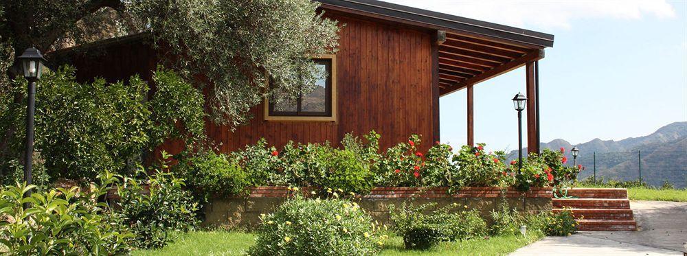 Agriturismo Ghiritina Франкавиля ди Сицилия Екстериор снимка